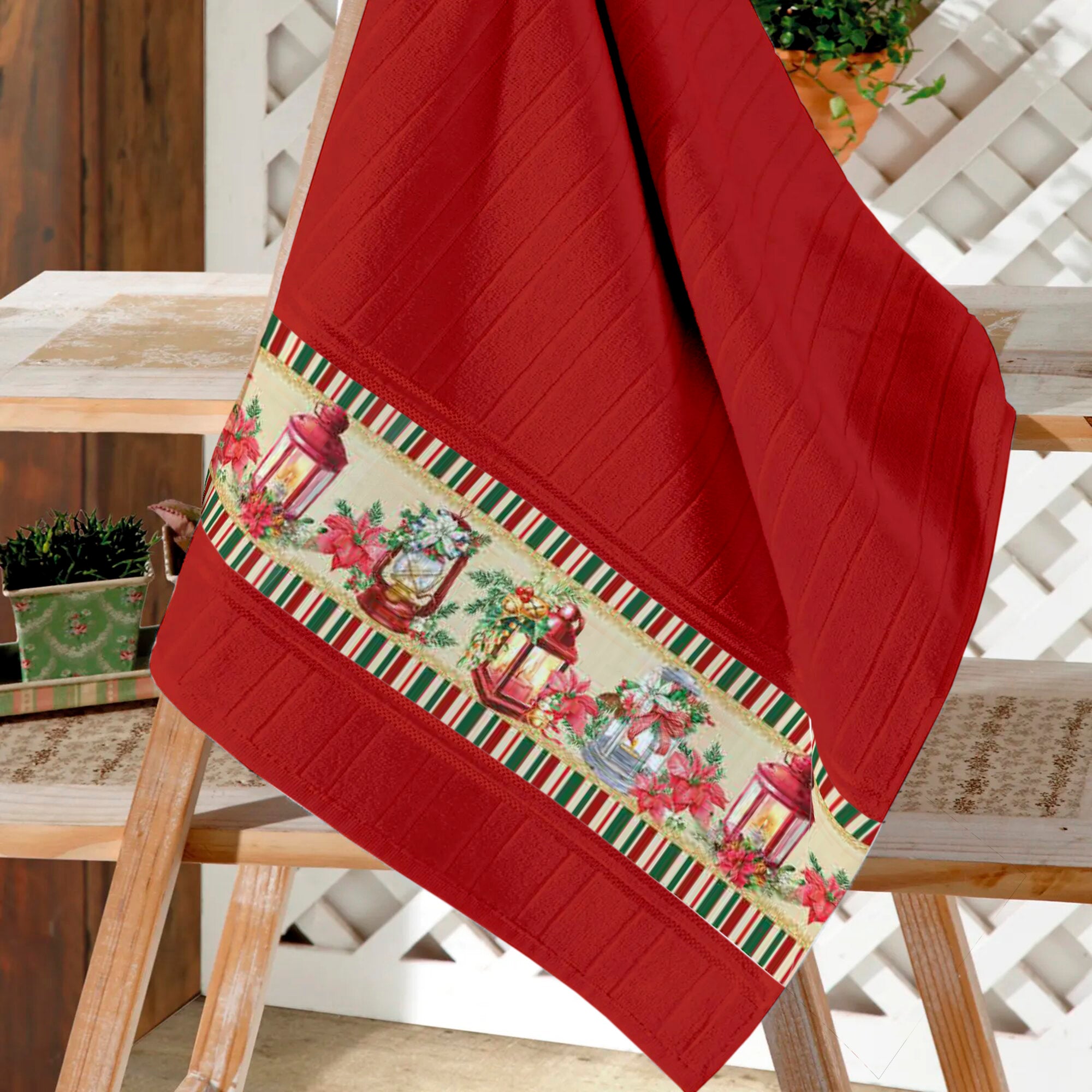 Toalla decorativa navideña con cenefa Patchwork Faroles Roja