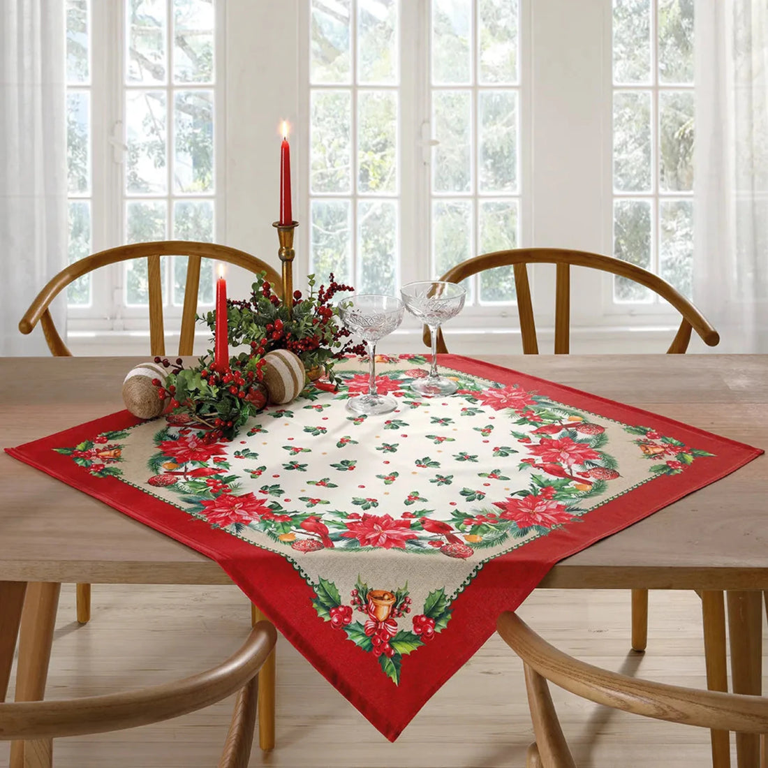 Carpeta de mesa navideña Cardenales y Poinsetias